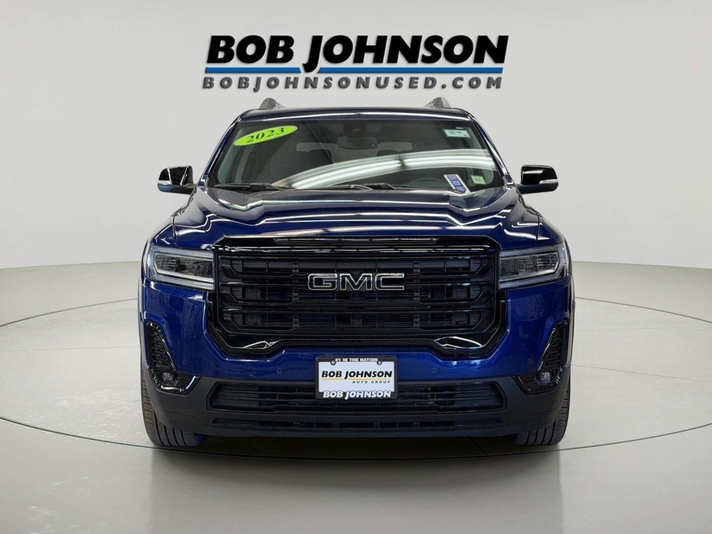 2023 GMC Acadia SLT