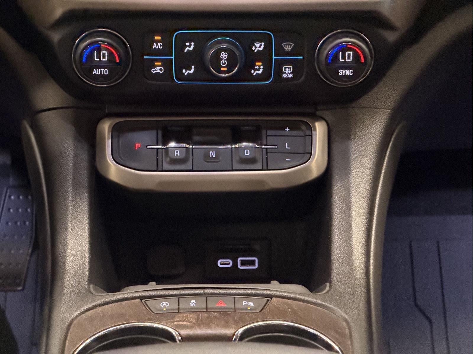 2020 GMC Acadia Denali