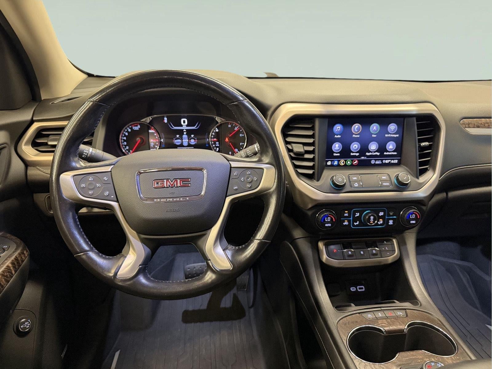 2020 GMC Acadia Denali