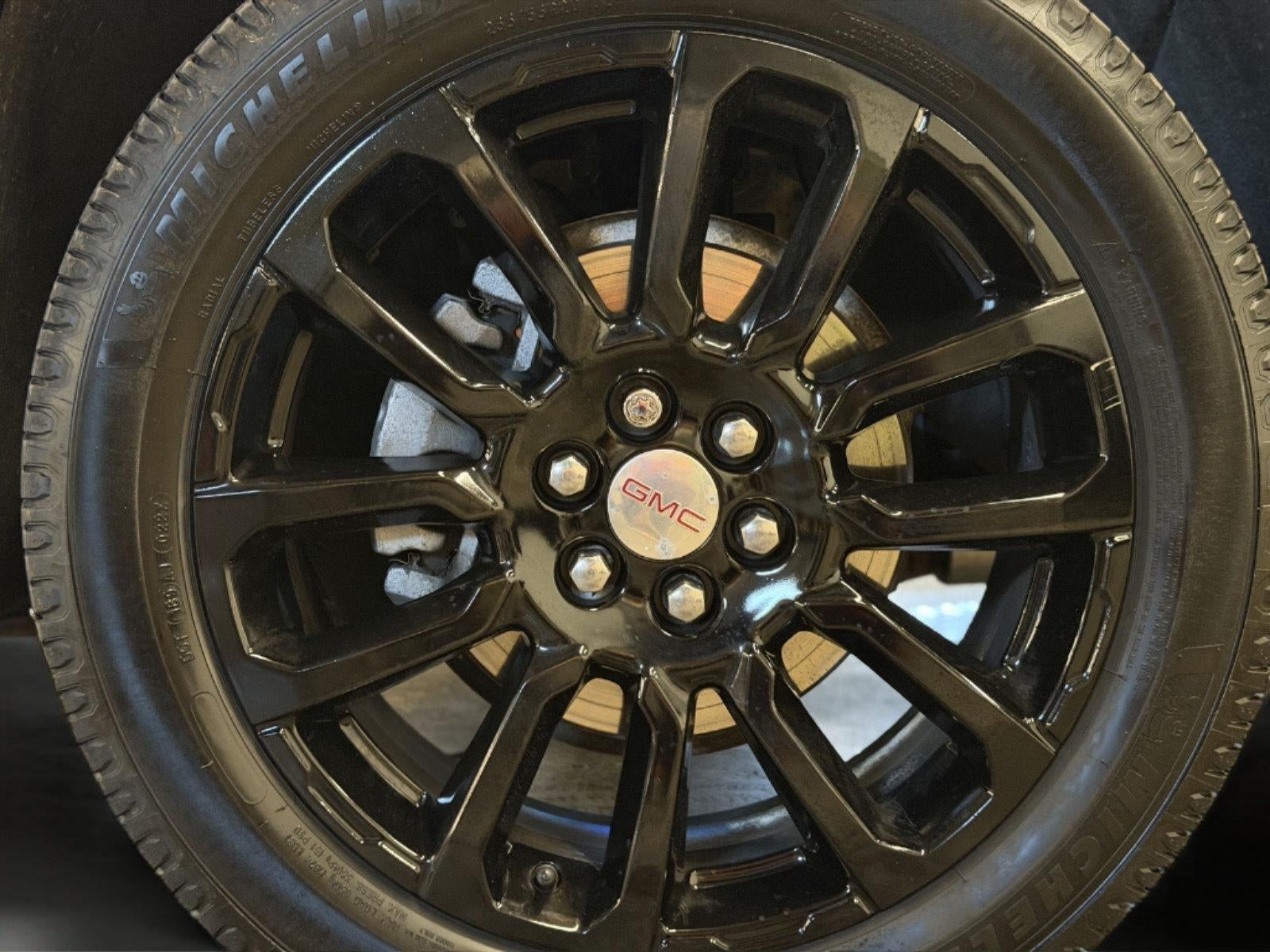 2020 GMC Acadia Denali
