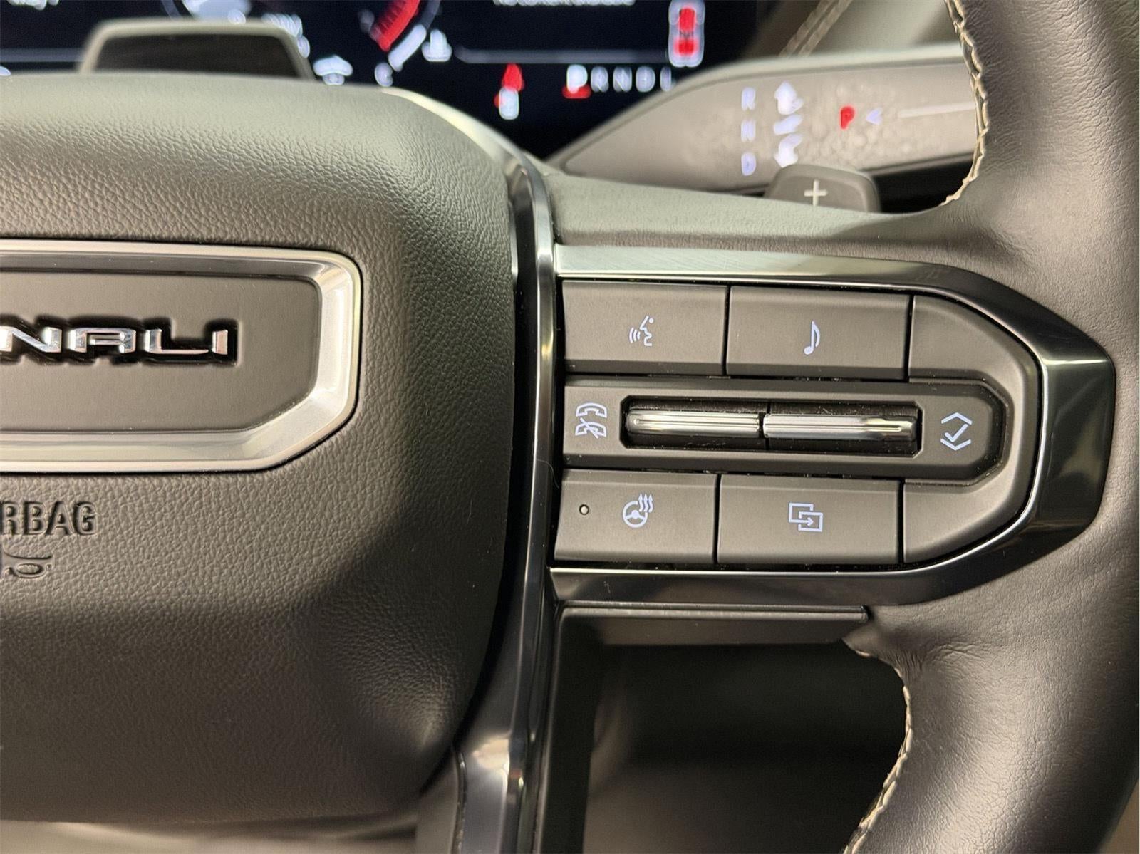2025 GMC Yukon Denali Ultimate