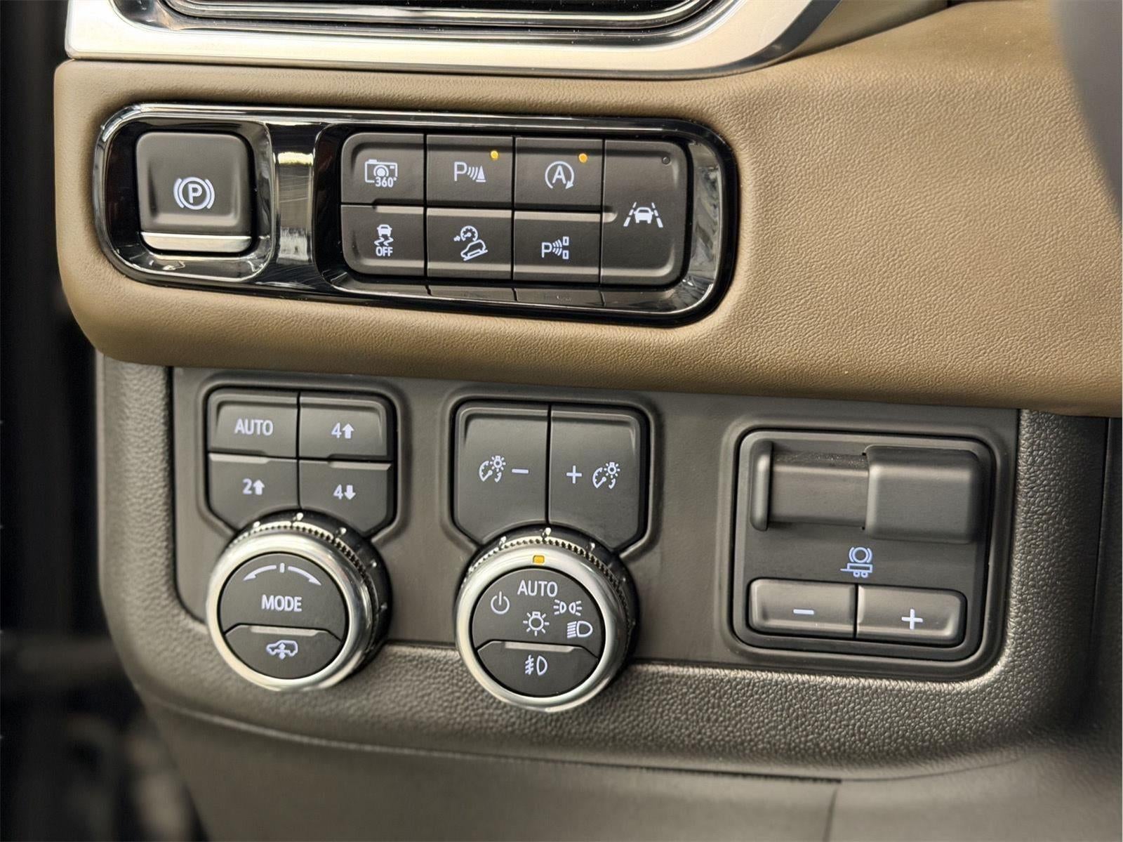 2025 GMC Yukon Denali Ultimate