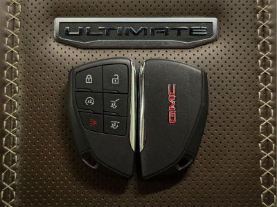 2025 GMC Yukon Denali Ultimate