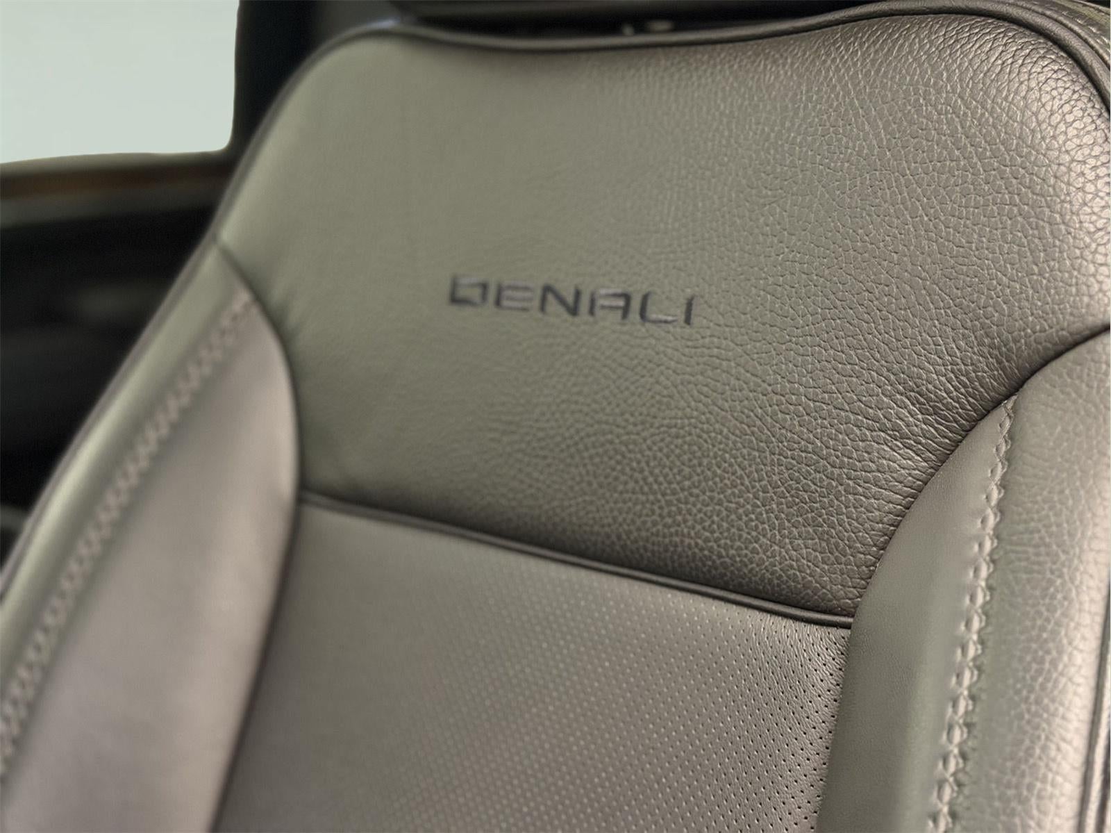 2025 GMC Sierra 3500 HD Denali