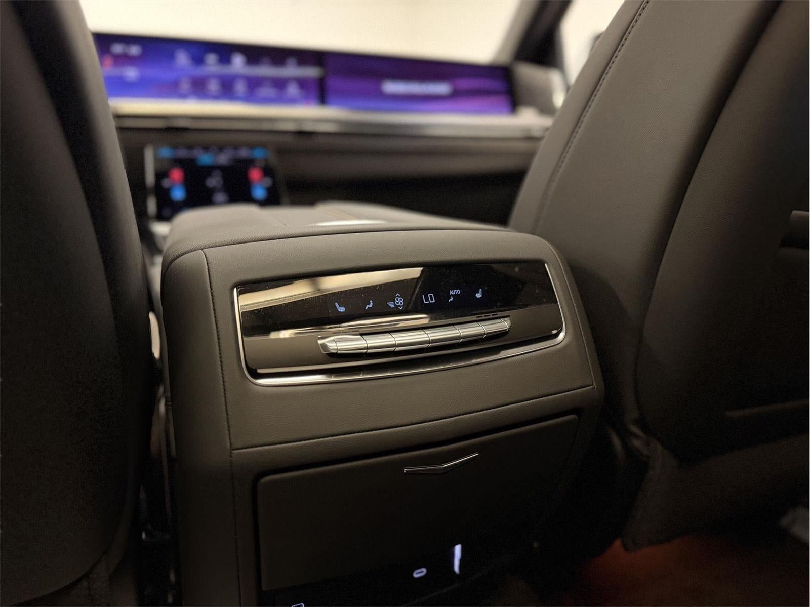 2026 Cadillac Escalade ESV Sport