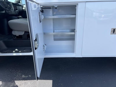 2026 Chevrolet Express Cutaway 3500 1WT