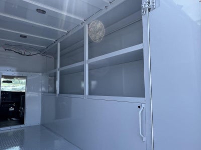 2026 Chevrolet Express Cutaway 3500 1WT