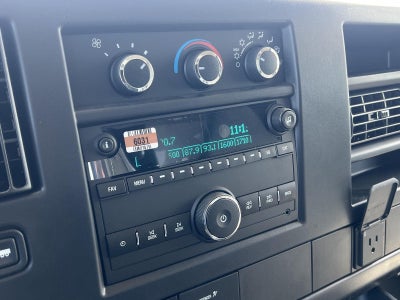 2026 Chevrolet Express Cutaway 3500 1WT