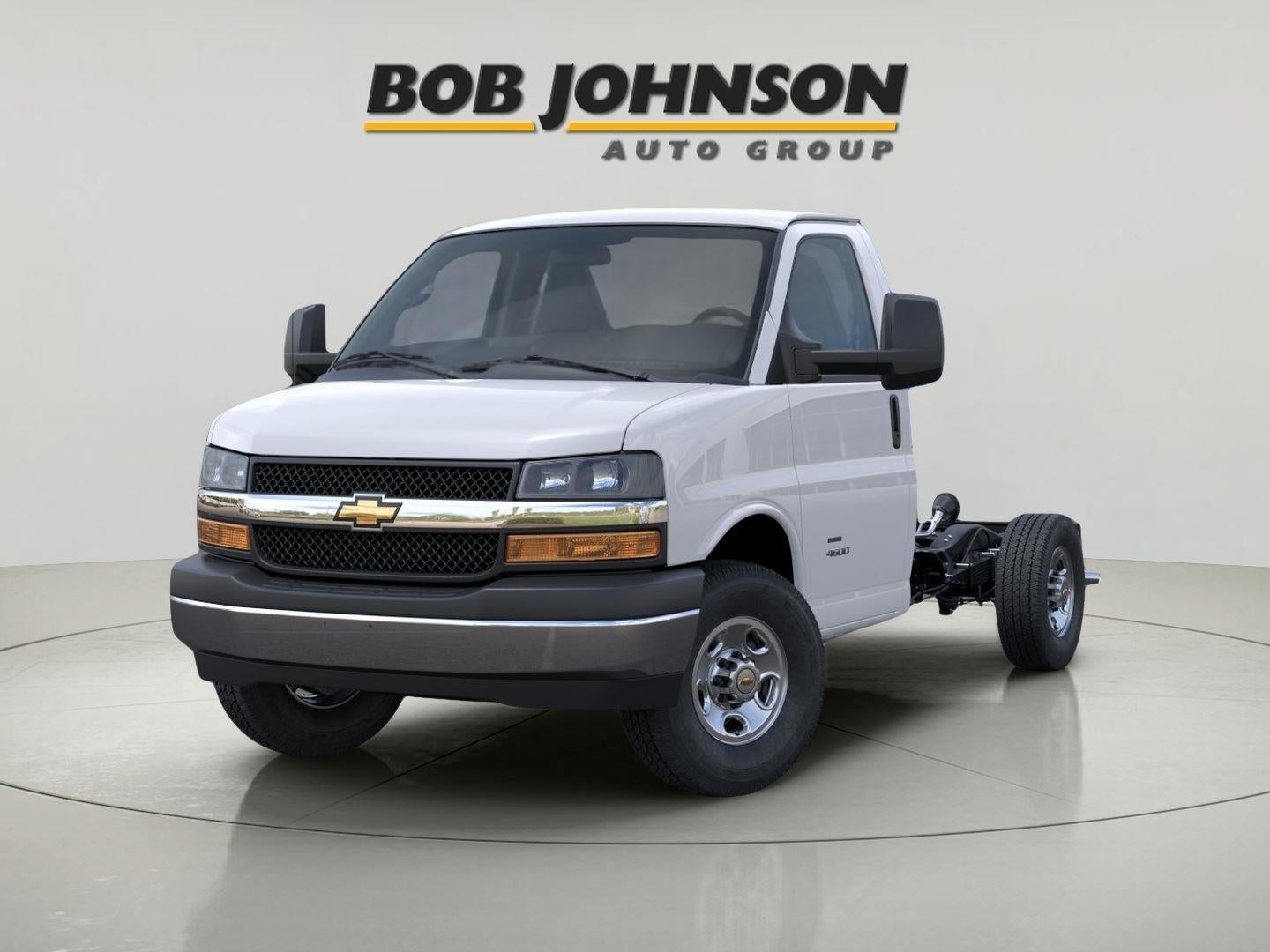2026 Chevrolet Express Cutaway 3500 1WT