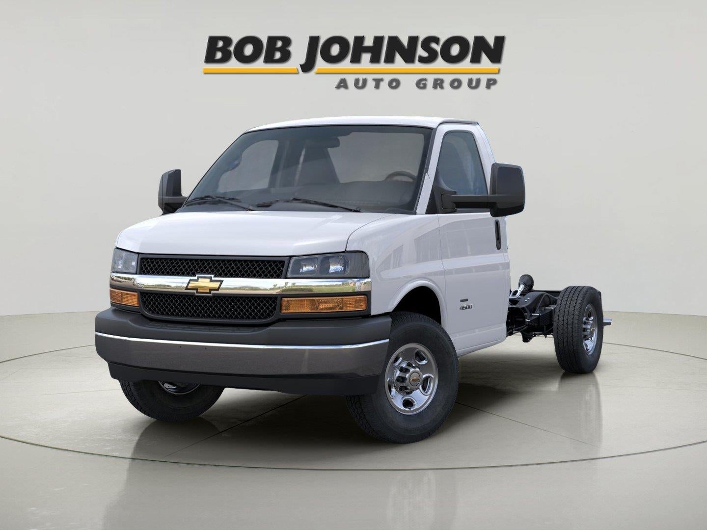 2026 Chevrolet Express Cutaway 3500 1WT
