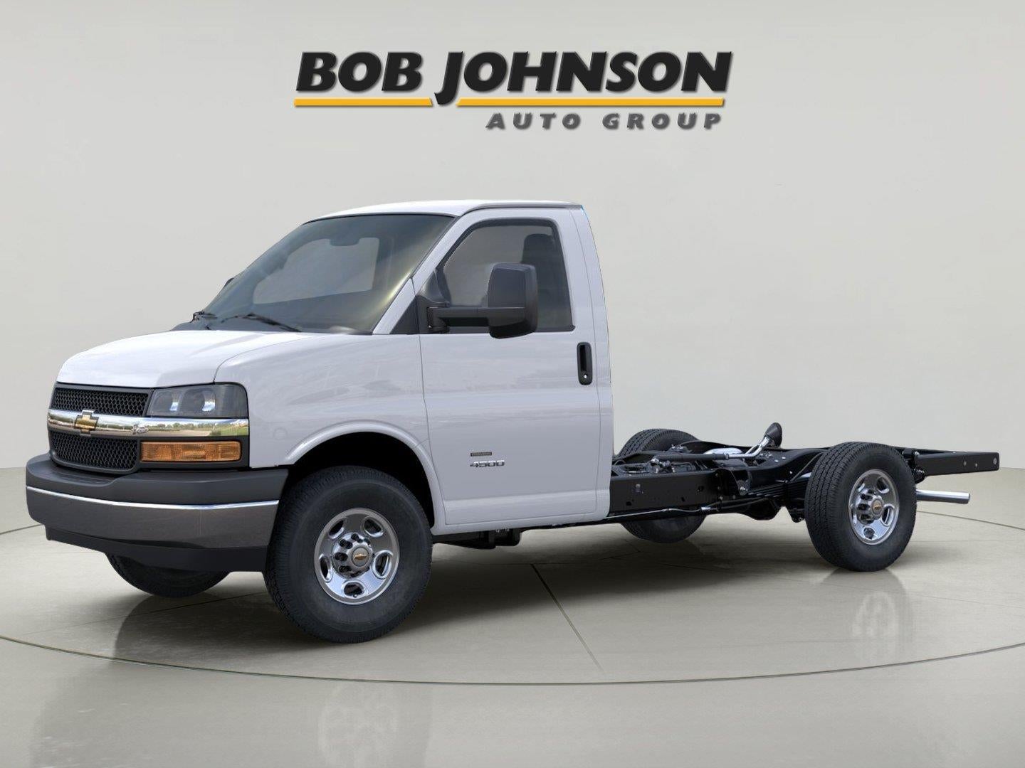 2026 Chevrolet Express Cutaway 3500 1WT