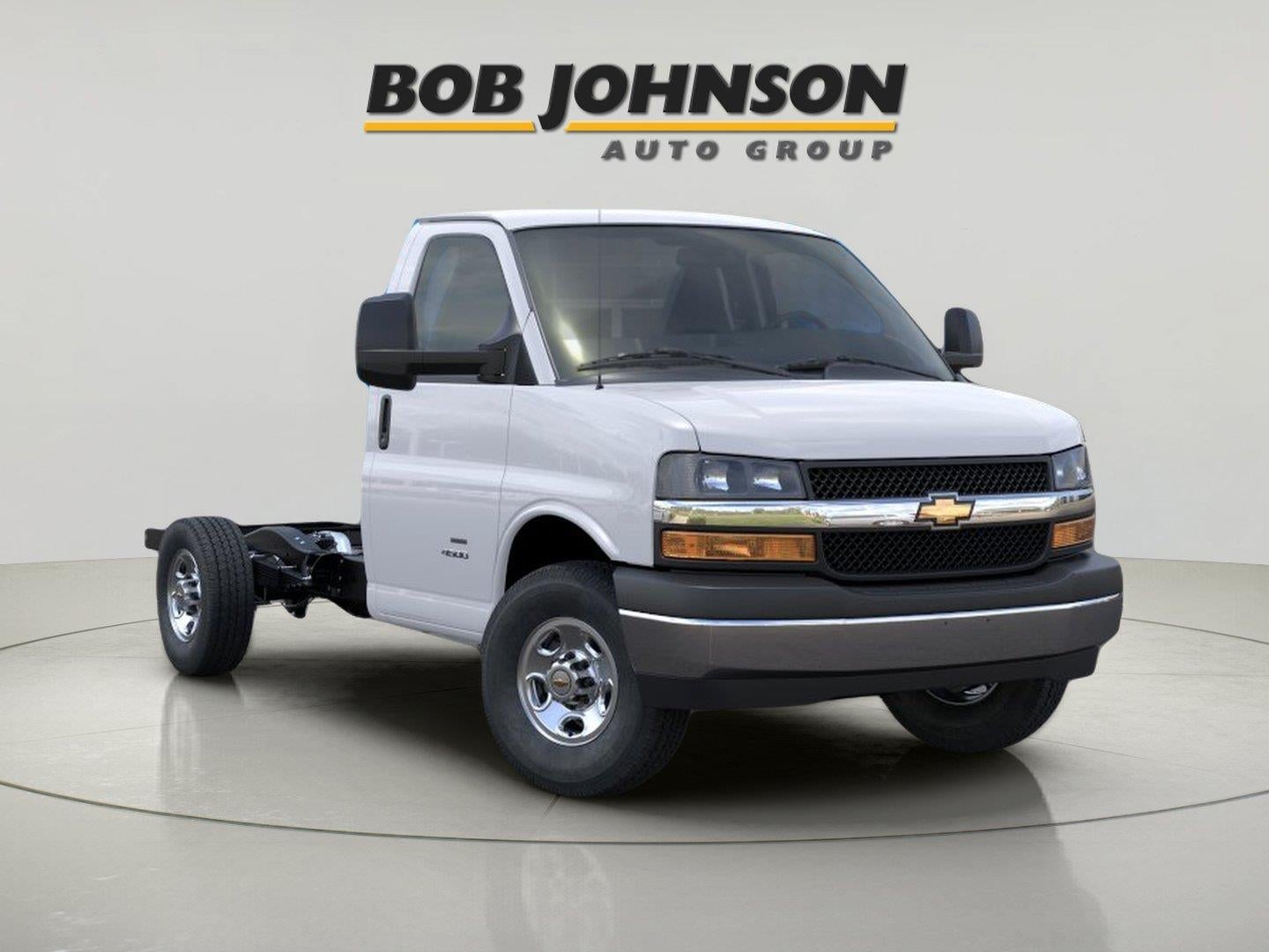 2026 Chevrolet Express Cutaway 3500 1WT