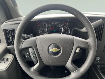 2026 Chevrolet Express Cutaway 3500 1WT