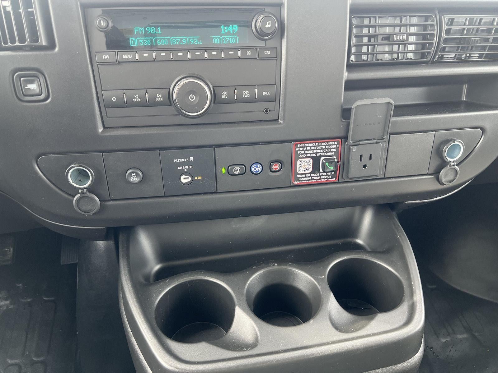 2026 Chevrolet Express Cutaway 3500 1WT