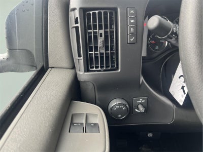 2026 Chevrolet Express Cutaway 3500 1WT