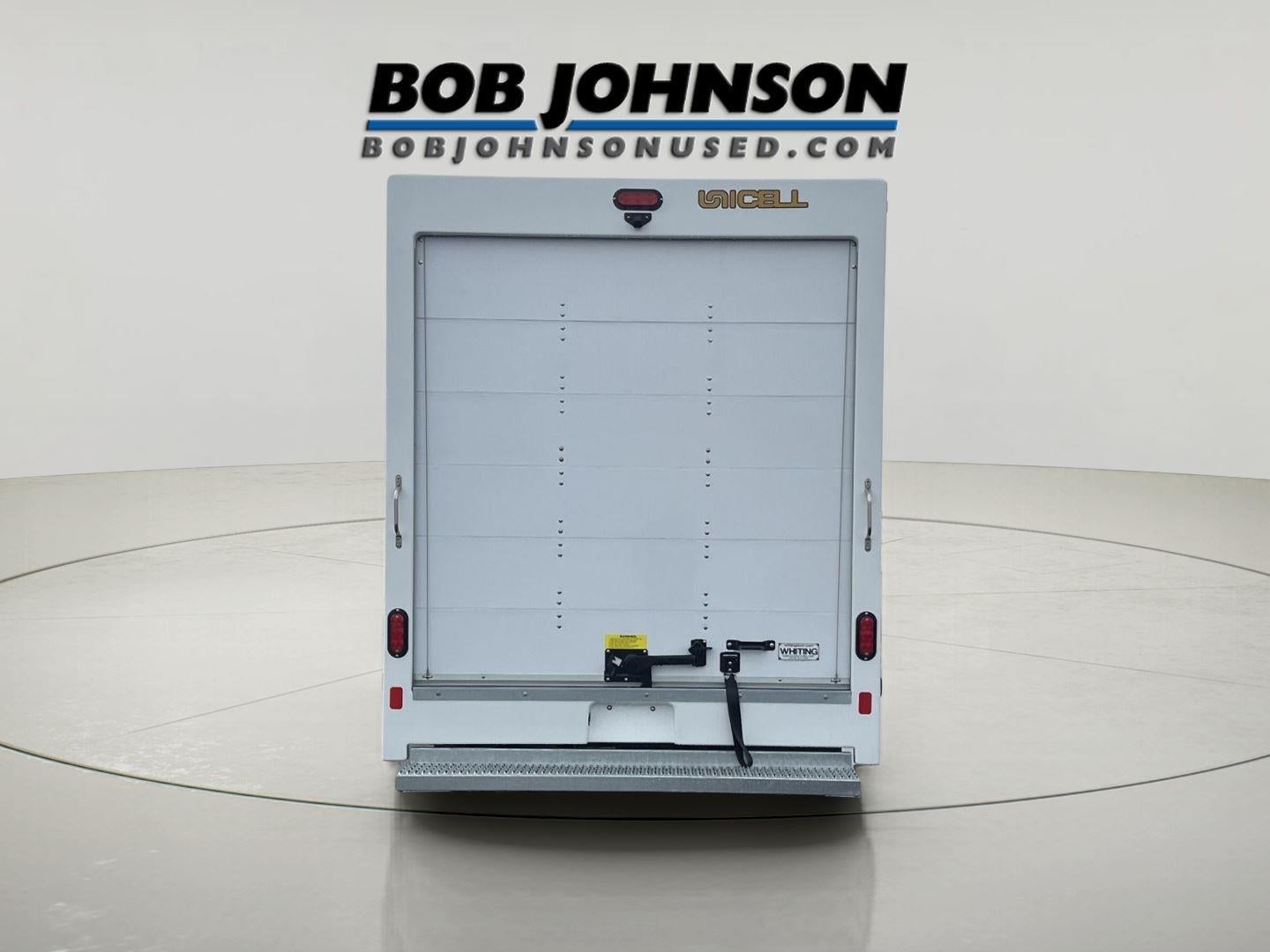 2026 Chevrolet Express Cutaway 3500 1WT