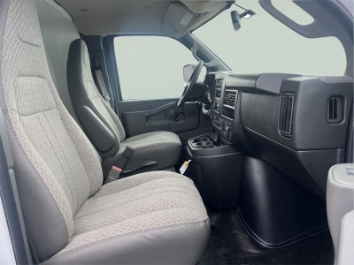 2026 Chevrolet Express Cutaway 3500 1WT