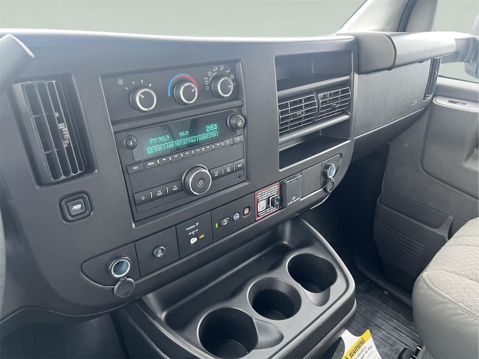 2026 Chevrolet Express Cutaway 3500 1WT