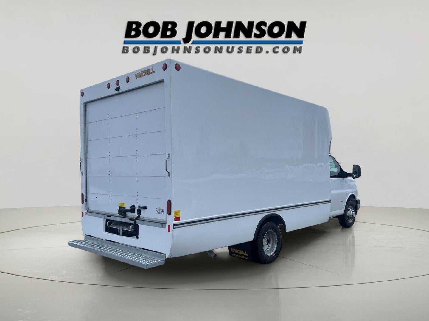 2026 Chevrolet Express Cutaway 3500 1WT