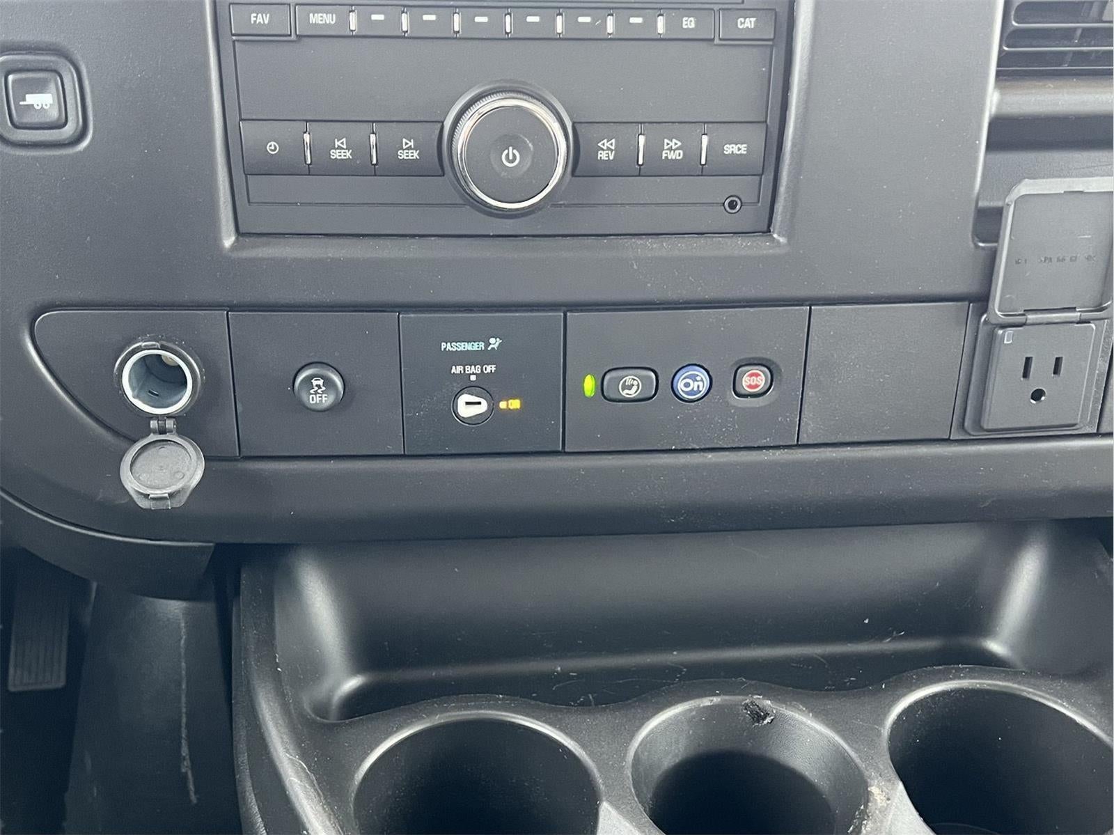 2025 Chevrolet Express Cutaway 3500 1WT