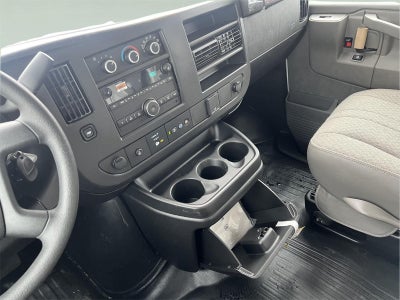 2025 Chevrolet Express Cutaway 3500 1WT