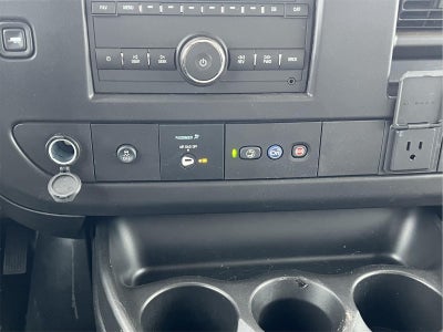 2025 Chevrolet Express Cutaway 3500 1WT