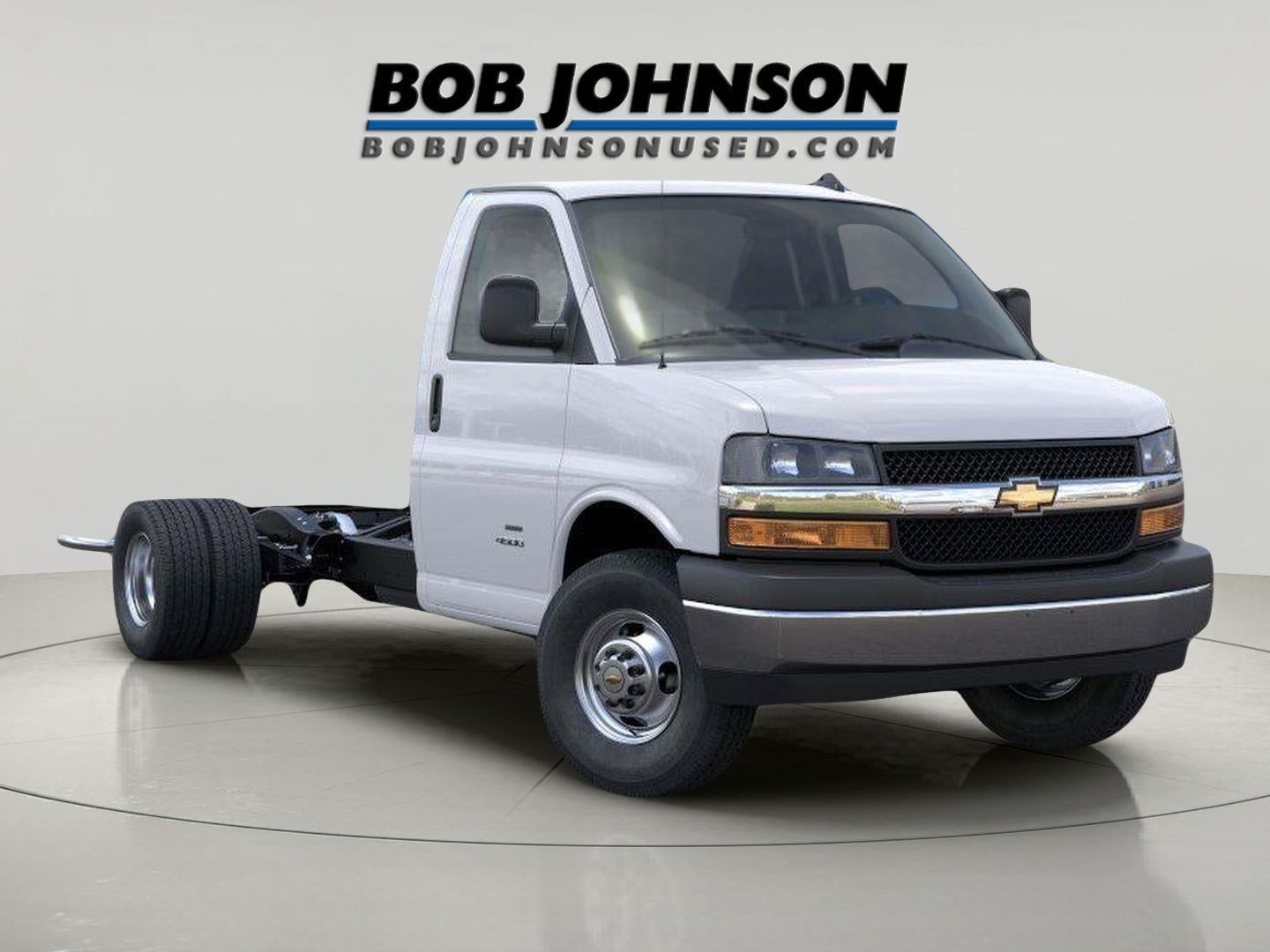 2025 Chevrolet Express Cutaway 3500 1WT