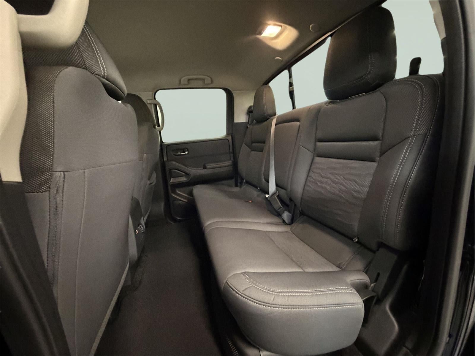 2024 Nissan Frontier Crew Cab SV 4x4