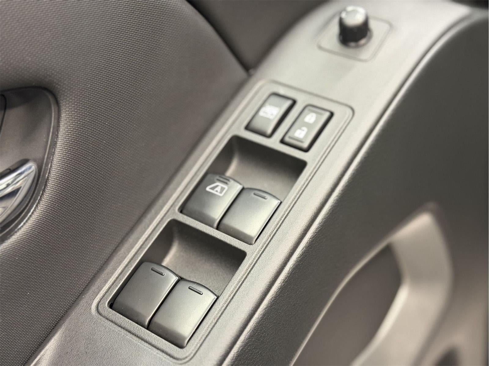 2024 Nissan Frontier Crew Cab SV 4x4