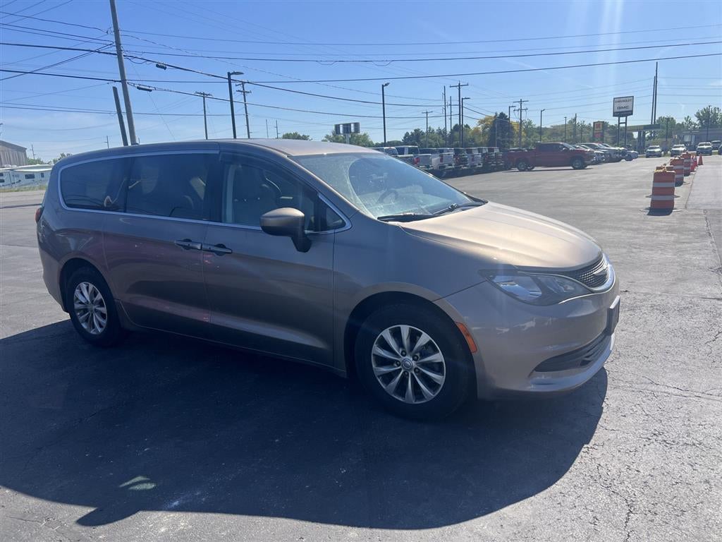 2017 Chrysler Pacifica Touring