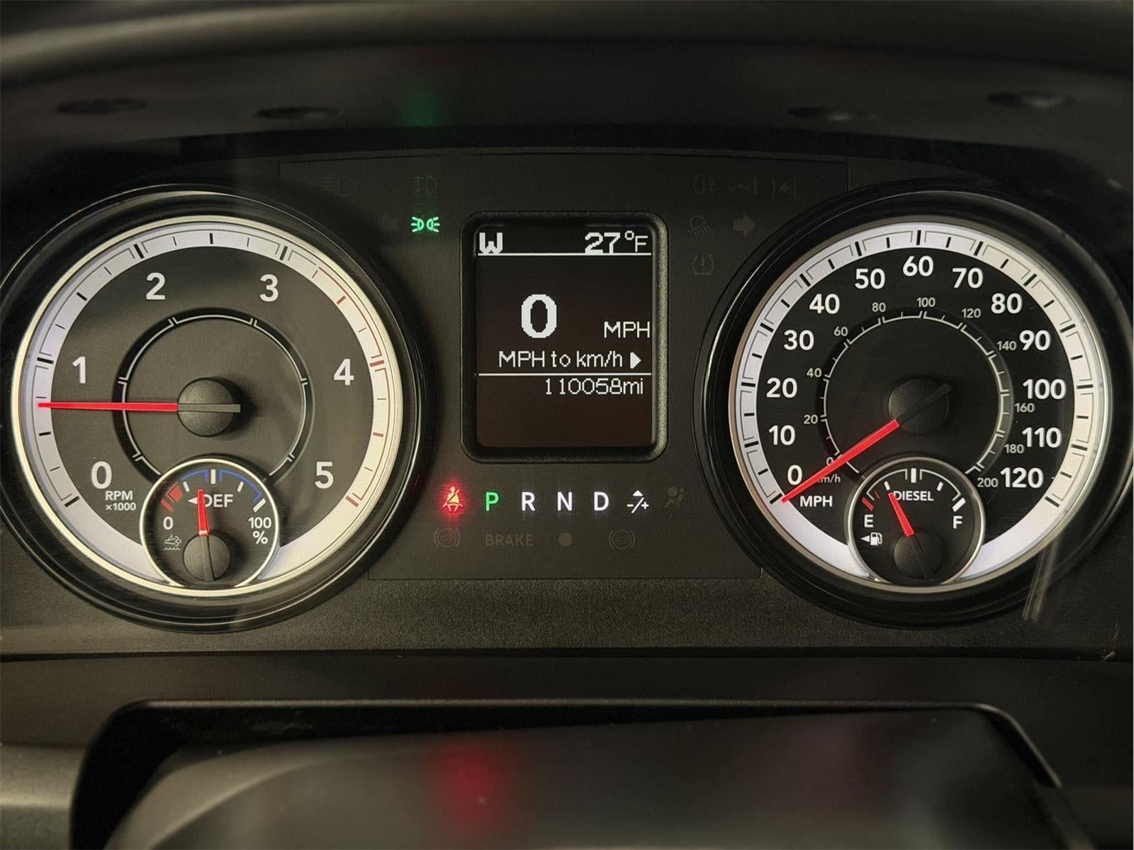 2017 RAM 2500 SLT Crew Cab 4x4 6'4" Box