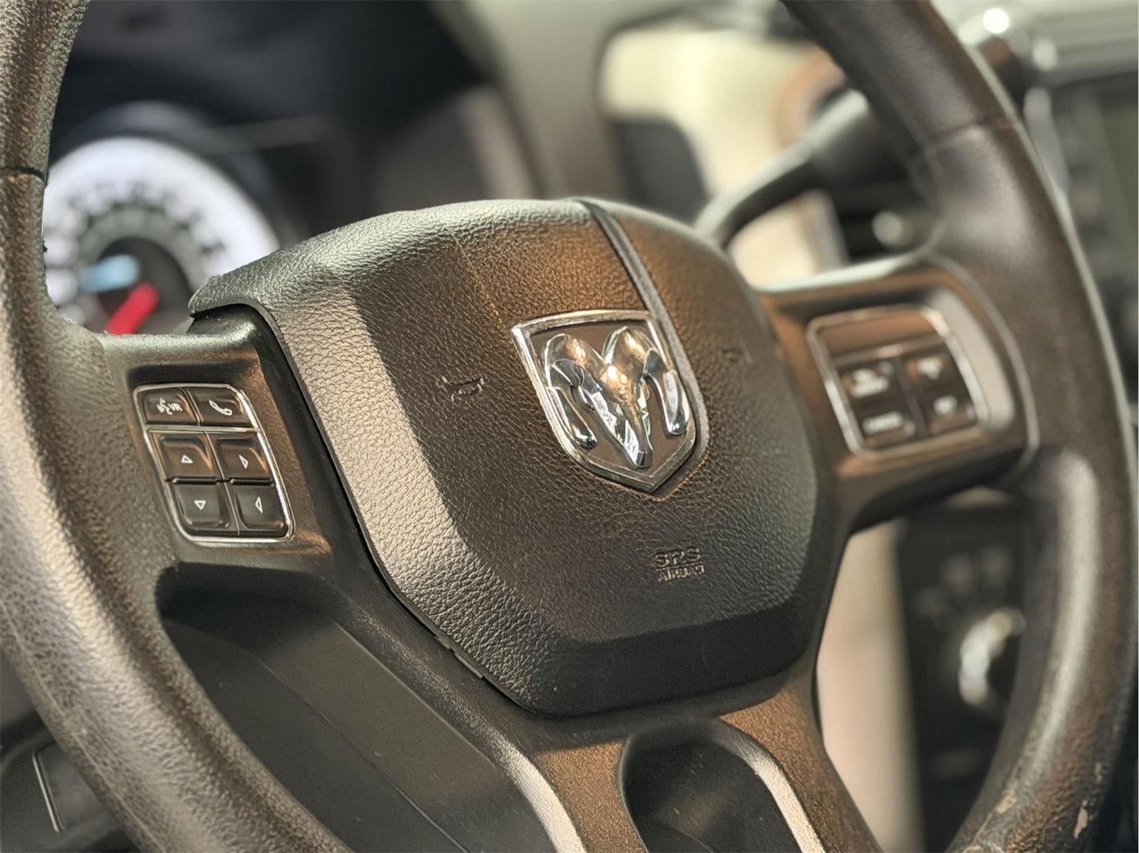 2017 RAM 2500 SLT Crew Cab 4x4 6'4" Box