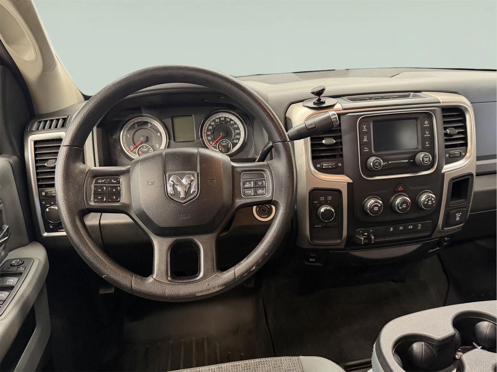 2017 RAM 2500 SLT Crew Cab 4x4 6'4" Box