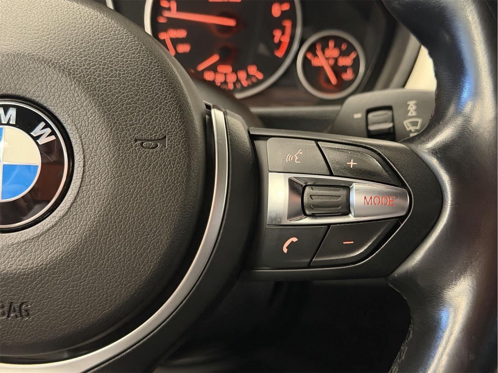 2015 BMW 3 Series 320i xDrive