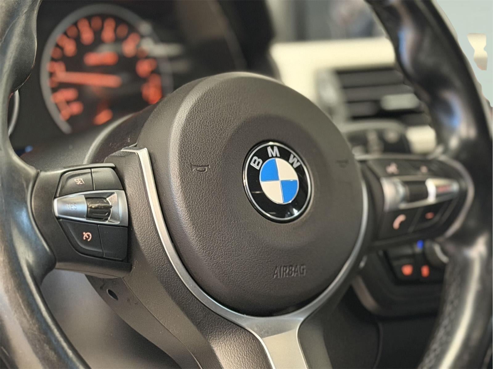 2015 BMW 3 Series 320i xDrive
