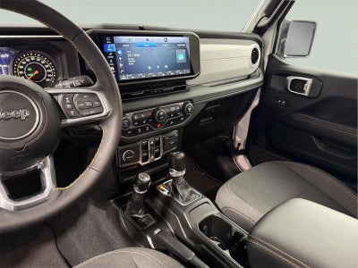 2024 Jeep Wrangler 4-Door Sahara