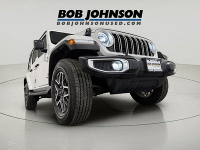 2024 Jeep Wrangler 4-Door Sahara