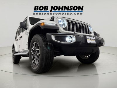 2024 Jeep Wrangler 4-Door Sahara