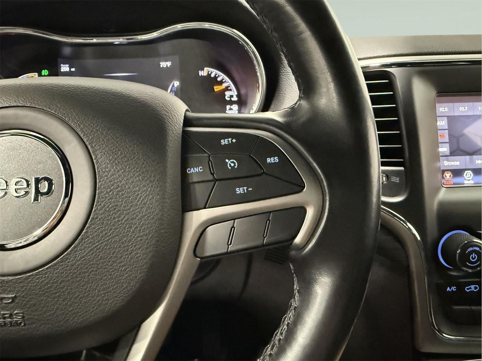 2020 Jeep Grand Cherokee Laredo E 4x4