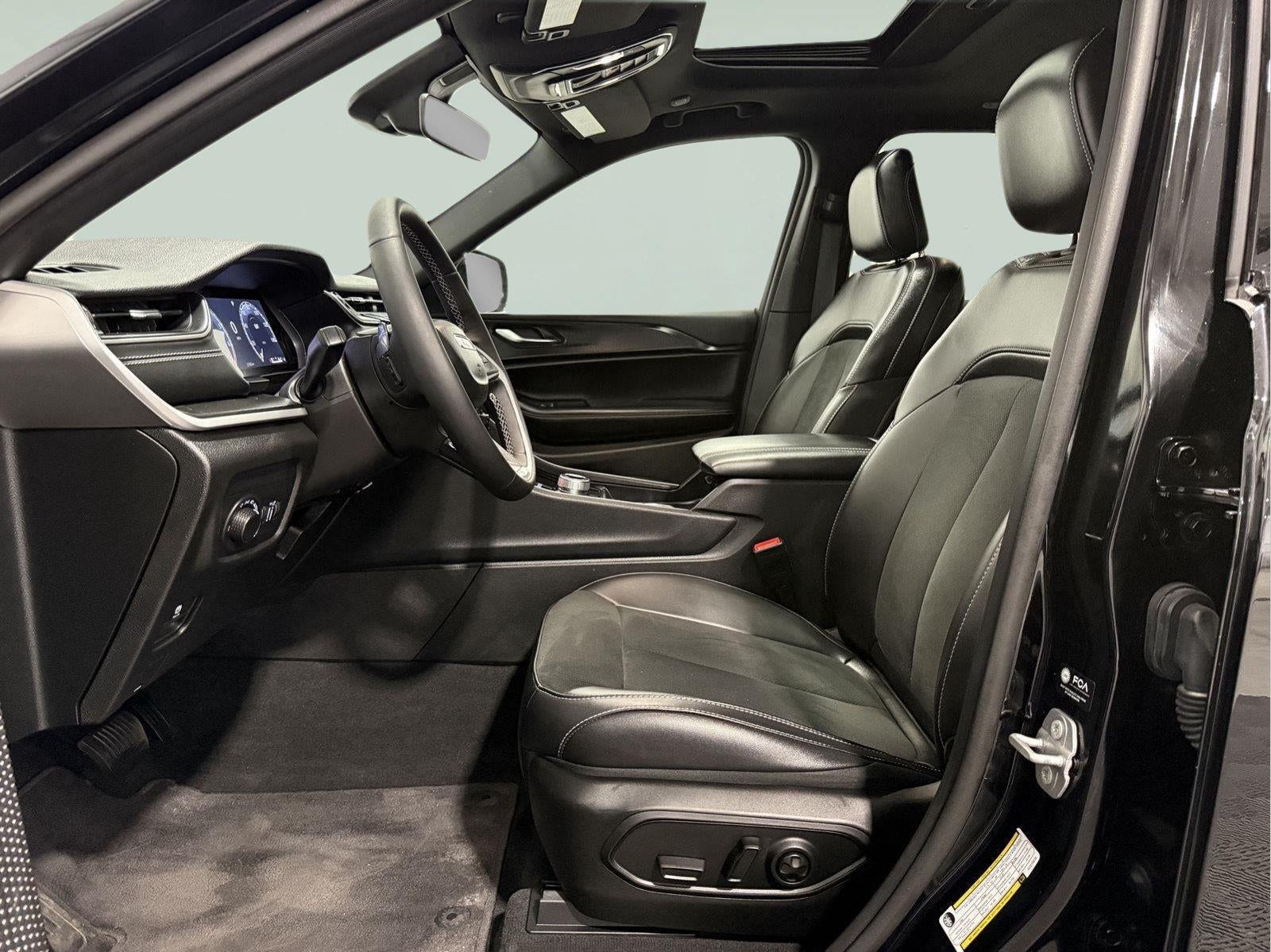 2025 Jeep Grand Cherokee Altitude X 4x4