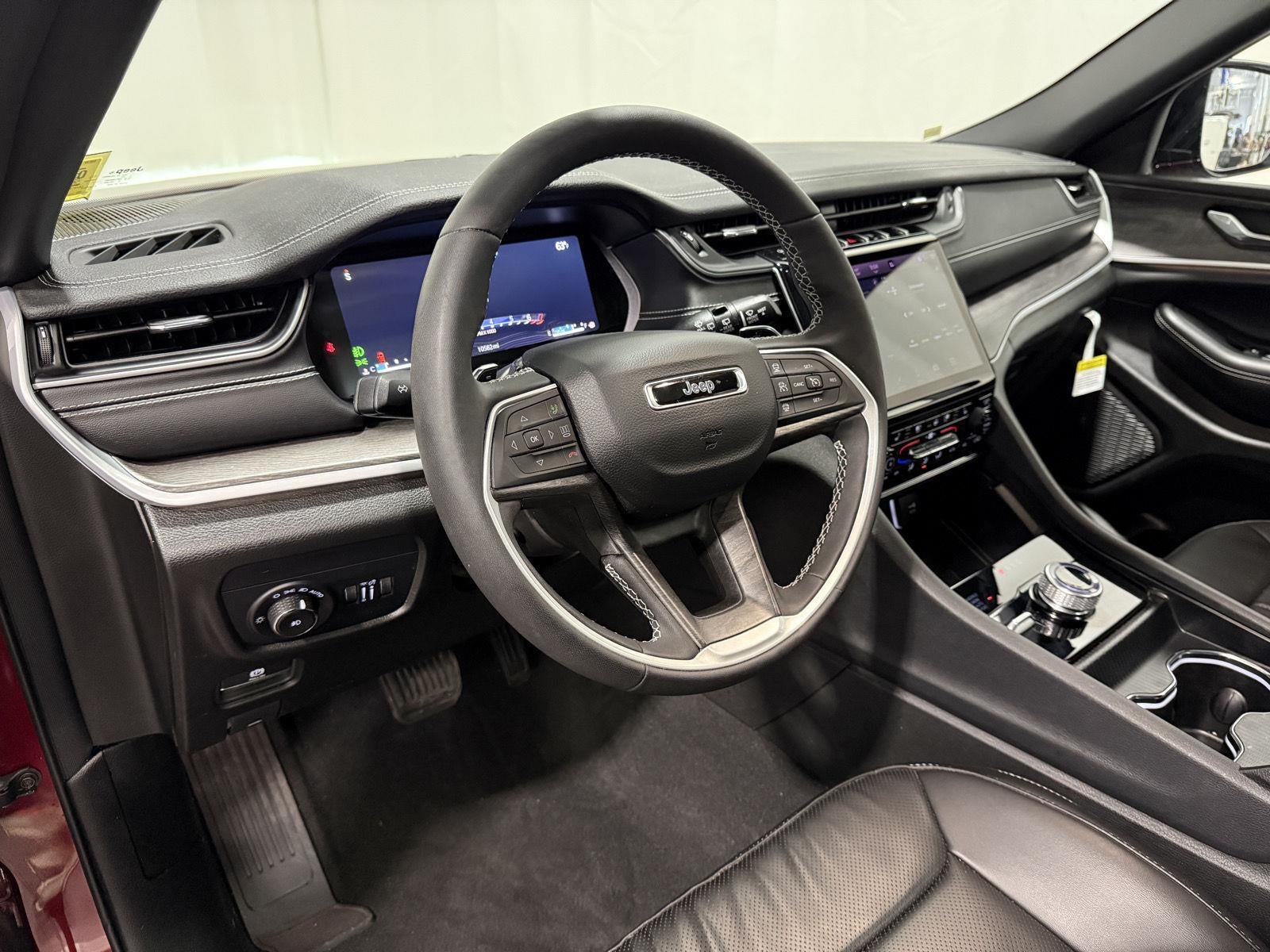 2025 Jeep Grand Cherokee L Limited 4x4