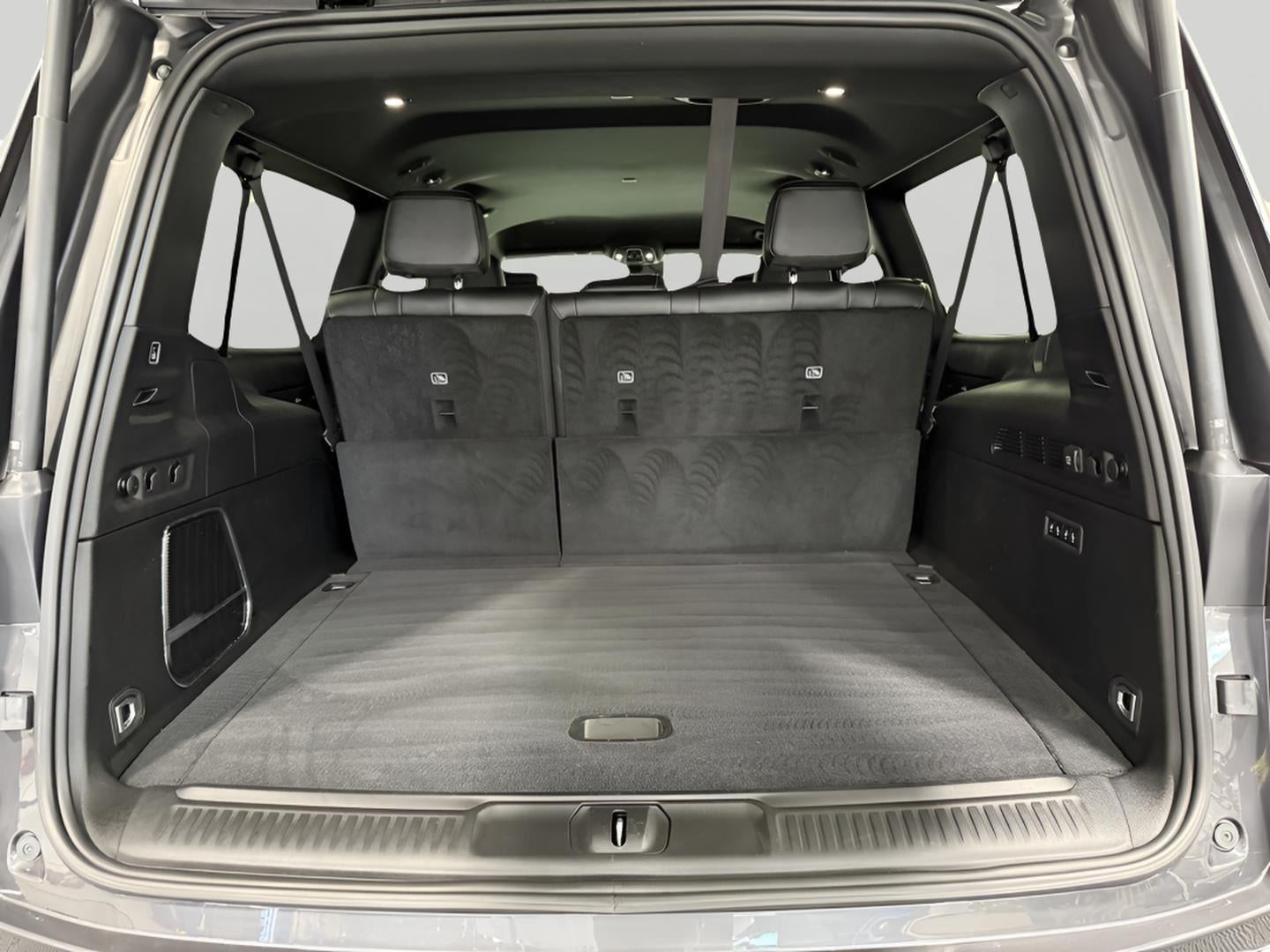 2023 Jeep Wagoneer L Series III 4x4