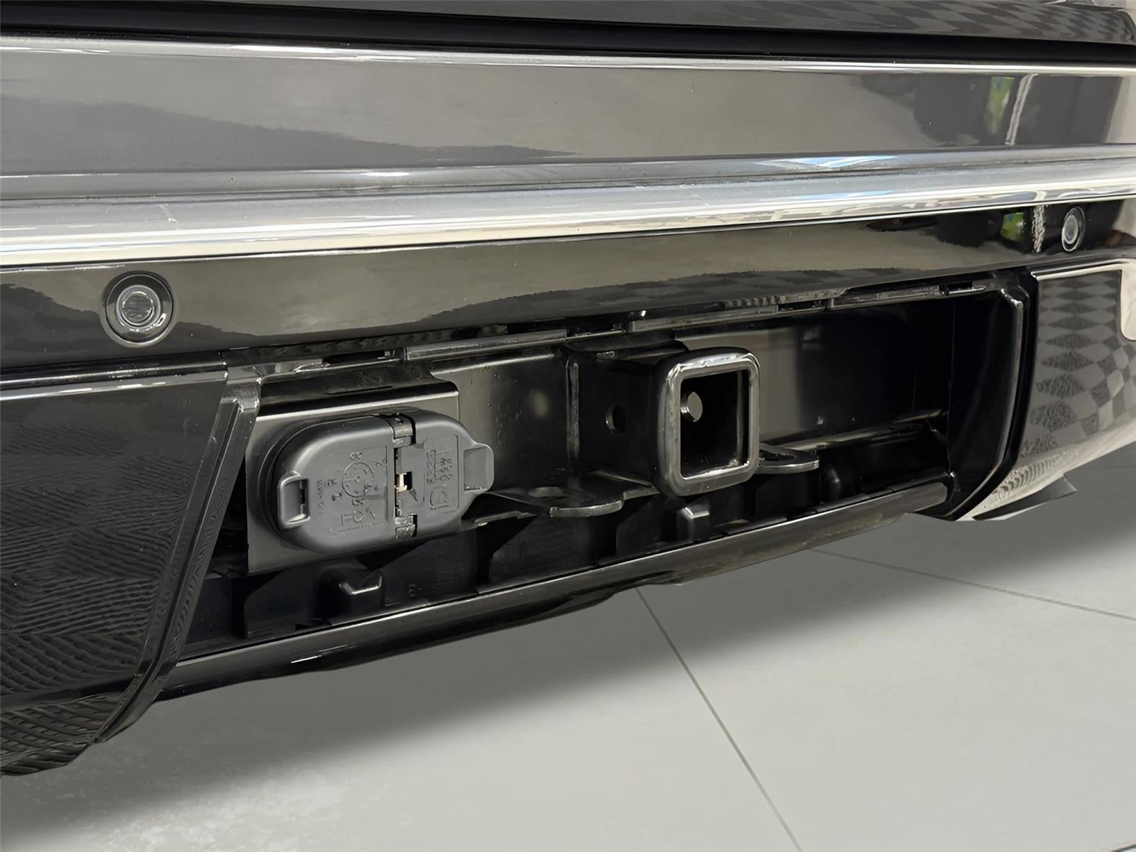 2023 Jeep Wagoneer L Series III 4x4