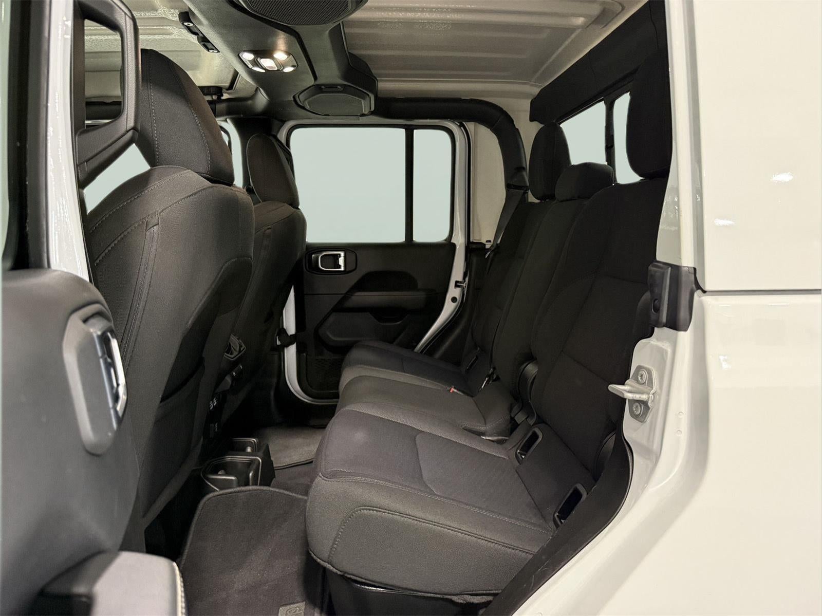 2023 Jeep Gladiator Overland 4x4