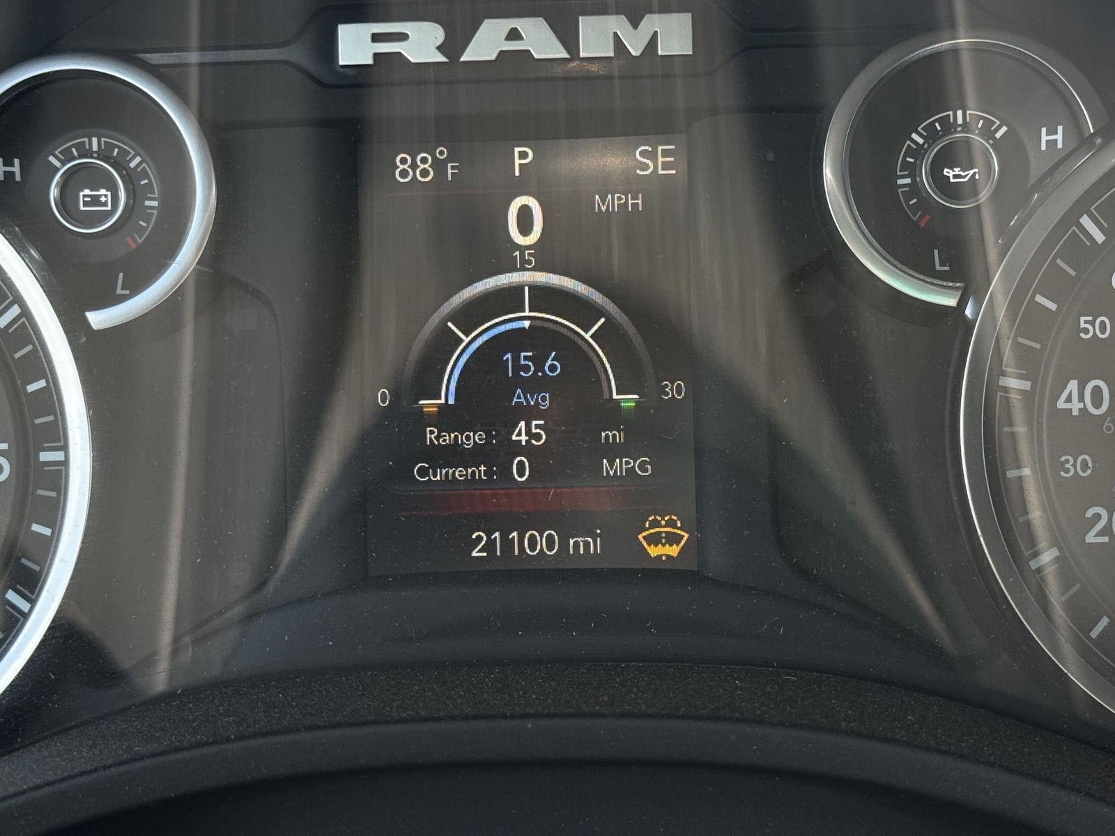 2023 RAM 1500 Big Horn Crew Cab 4x4 5'7' Box