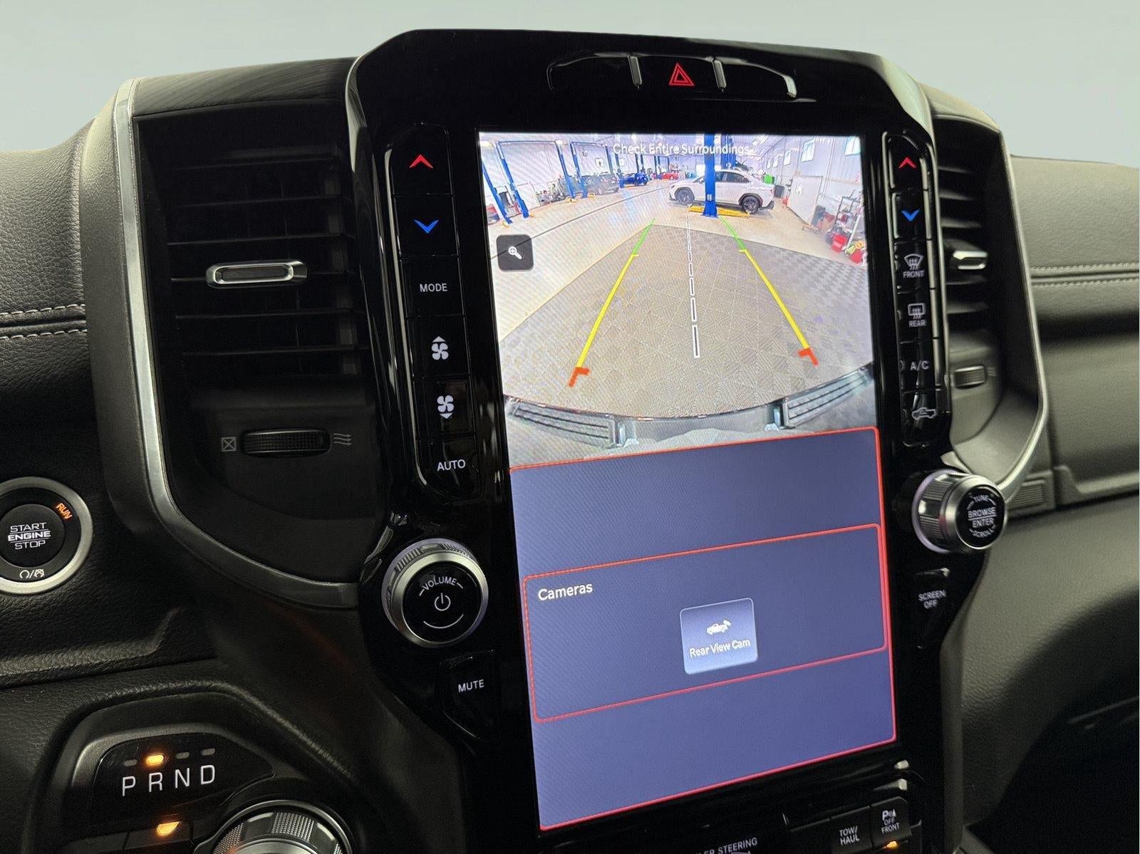 2023 RAM 1500 Laramie Crew Cab 4x4 5'7' Box