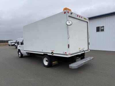 2019 Ford E-450 Cutaway E-450 DRW 158 WB