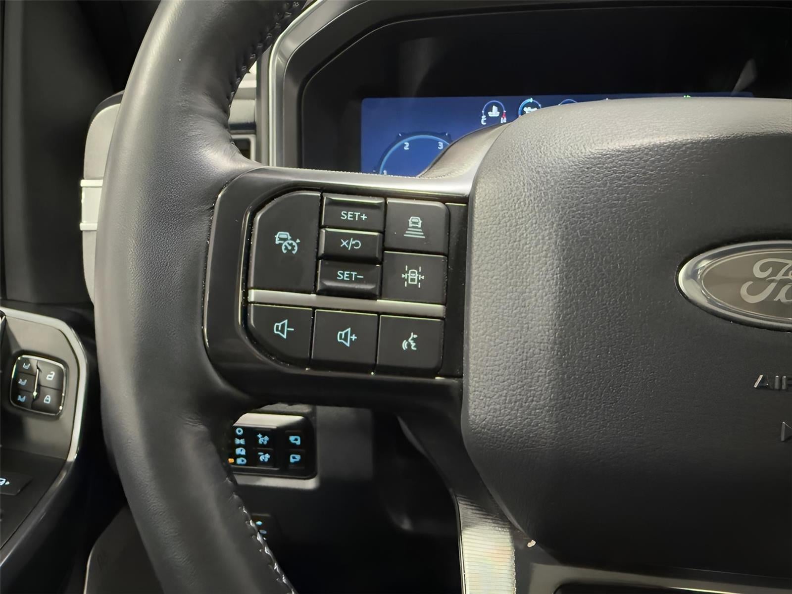 2025 Ford F-250 Platinum