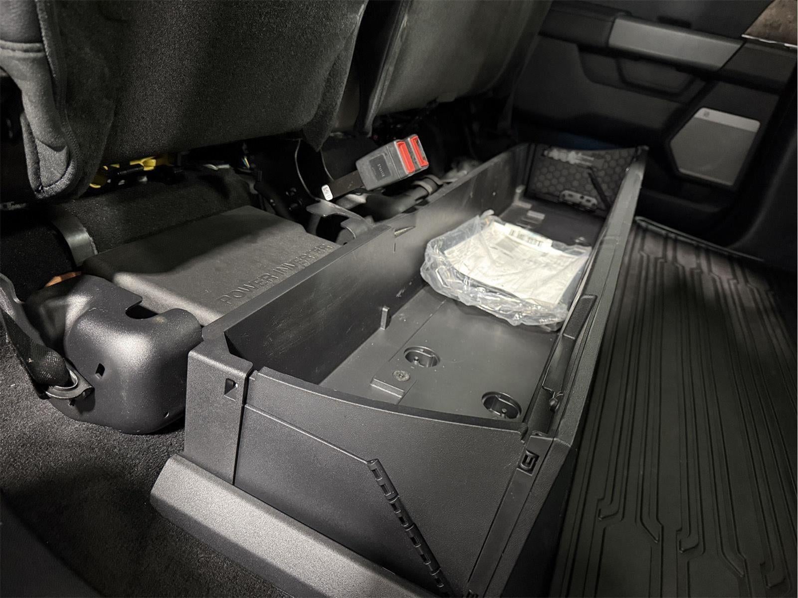2023 Ford Super Duty F-450 DRW LARIAT