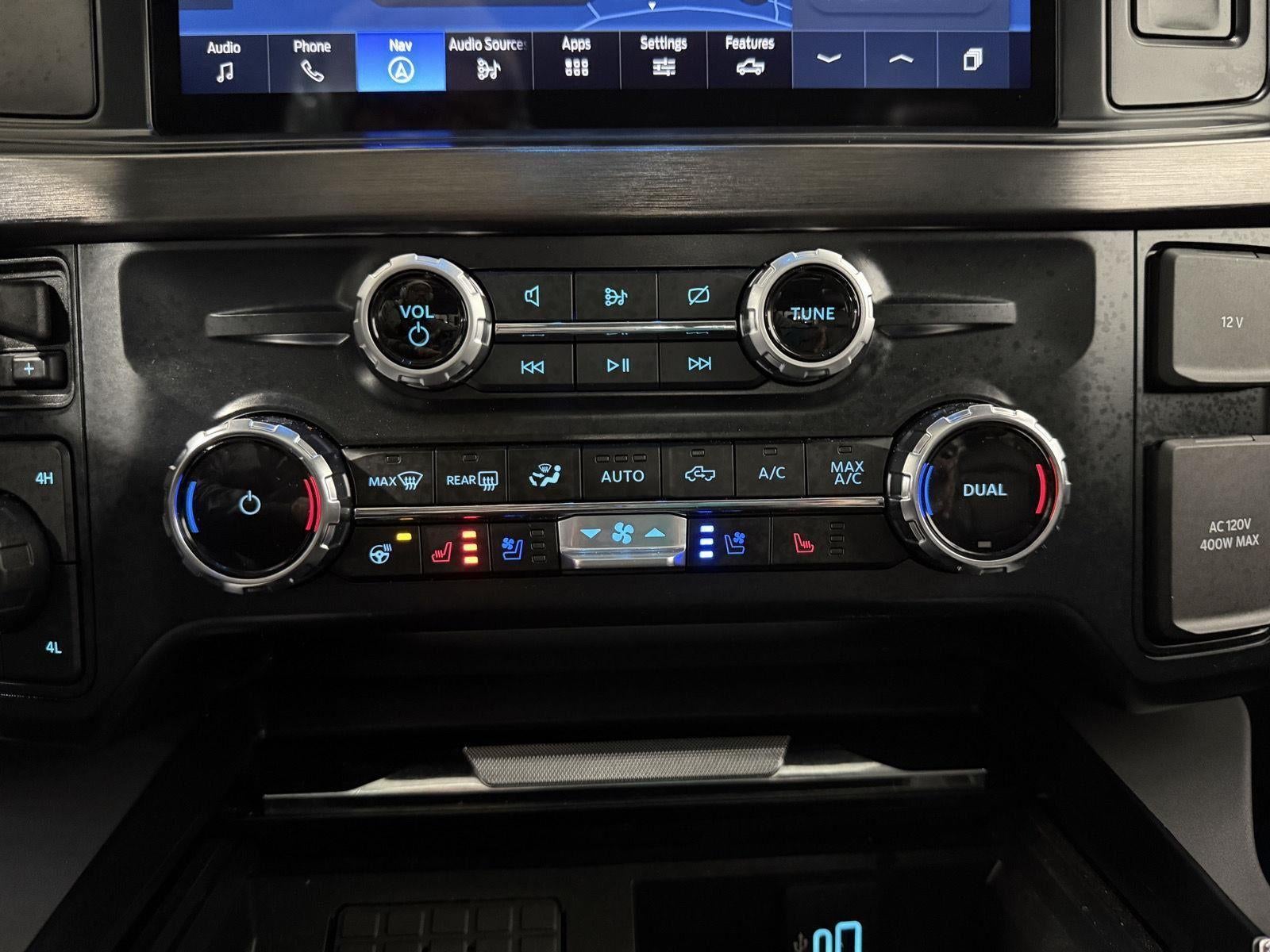 2023 Ford Super Duty F-450 DRW LARIAT